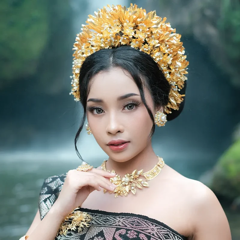 Payas Ngidih Makeup + Hairdo + Aksesoris - Image 6