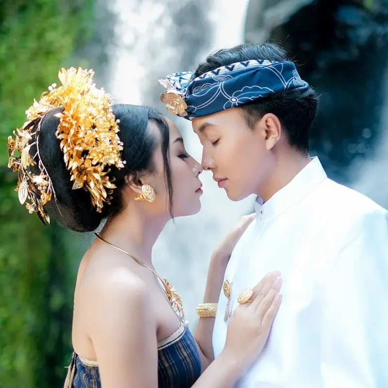 Makeup Prewedding 2 Busana + 2 Lokasi (Follow)